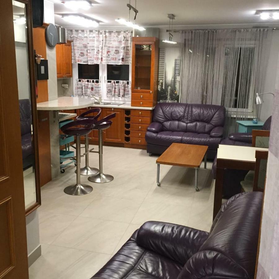 Apartmán Karmelek Varšava Exteriér fotografie